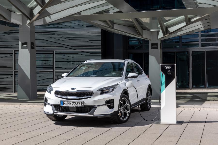  Kia XCeed PHEV 2019 года  (WW) (фото 7 из 30)